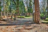 5897 Silverleaf Dr - Photo 3