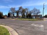 907 Yolo Street - Photo 1