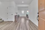 1574 Exeter Court - Photo 4
