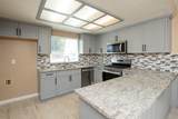 1621 Davis Street - Photo 12
