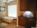 9912 Wild Oak Court - Photo 37
