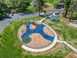 233 Mistletoe Court - Photo 64