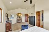 6780 Mccourtney Road - Photo 21