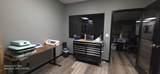 1010 Carver - Photo 9