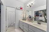 1056 Greene Terrace - Photo 17