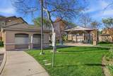 2465 Fontana Street - Photo 32