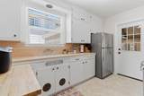 1755 Oxford Way - Photo 14
