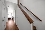 2250 Scarborough Dr - Photo 3