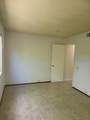 722 Woodside Lane E - Photo 15