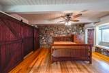 10209 Ranch Road - Photo 22