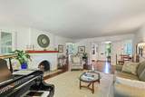 15 Robinhood Drive - Photo 8