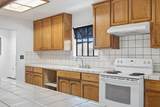 813 Holiday Way - Photo 19