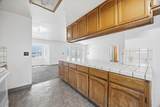 813 Holiday Way - Photo 22