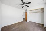 813 Holiday Way - Photo 30