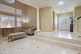 935 Shortland Circle - Photo 18