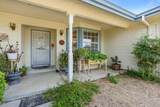401 Oakridge Court - Photo 4
