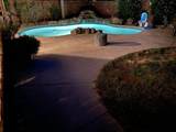 432 Gladstone Court - Photo 36
