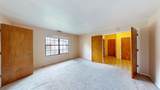 2174 Garden Cir Drive - Photo 11