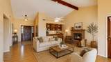 2174 Garden Cir Drive - Photo 3