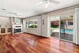 2439 De Ovan Avenue - Photo 19