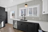 2734 Macarthur - Photo 15