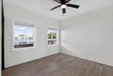 2734 Macarthur - Photo 24