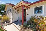 4553 Redlands Avenue - Photo 3