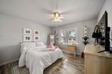 1913 Fox Glen Drive - Photo 20