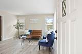 939 Vine Street - Photo 4