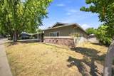 2800 Westchester Lane - Photo 4
