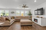 905 Ellis Circle - Photo 13