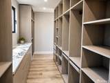 380 Medio Avenue - Photo 22