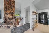 135 Mark Lane - Photo 13