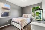 9008 Clarissa Drive - Photo 15