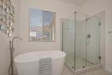 5843 Bridgecross Dr - Photo 38