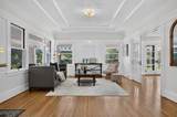 2409 Beverly Place - Photo 9