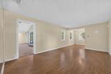 2204 Pyramid Way - Photo 17