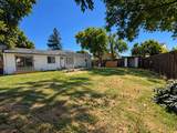 2175 De Ovan Avenue - Photo 27
