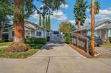 579 King Avenue - Photo 5