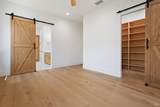 670 Oak Lane - Photo 13