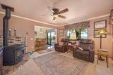6435 Green Leaf Lane - Photo 45