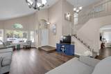 102 Henry - Photo 10