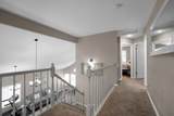 102 Henry - Photo 19