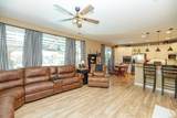 2101 Huxley Way - Photo 18