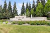 2053 Shady Oak Street - Photo 33