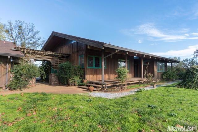 10671 Valley Drive - Photo 1