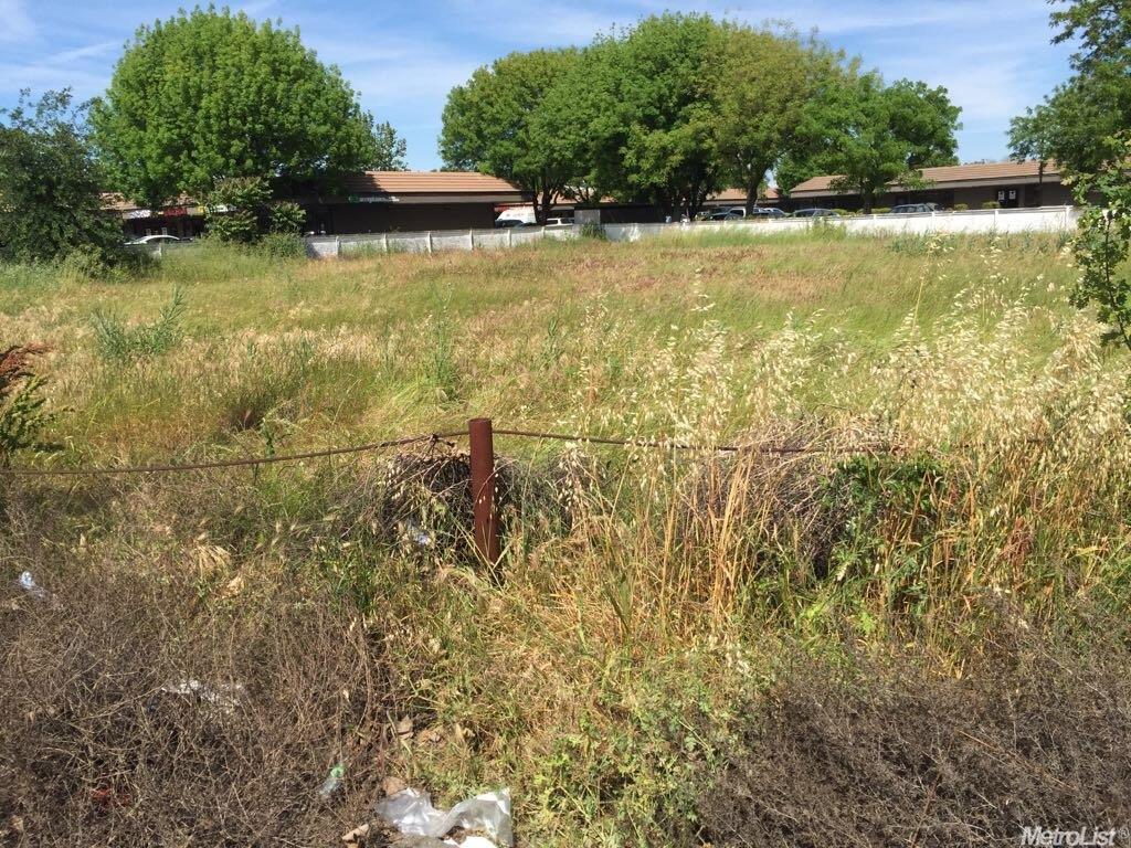 845 East Street - Photo 1