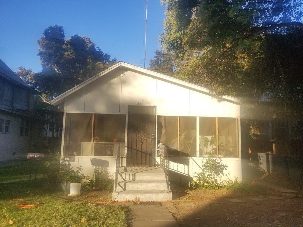 345 22nd Street - Photo 1