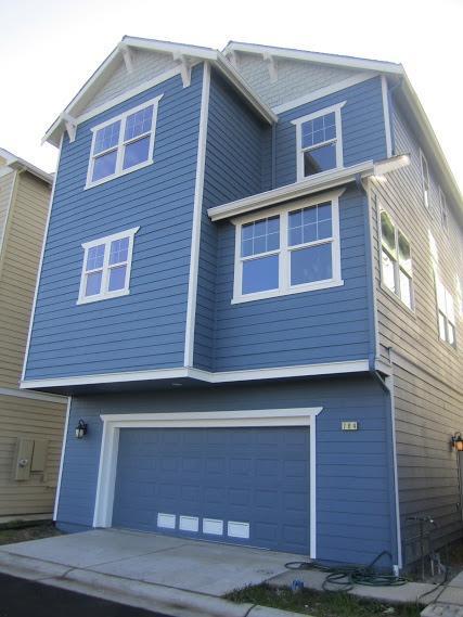 704 Annemarie Way - Photo 1