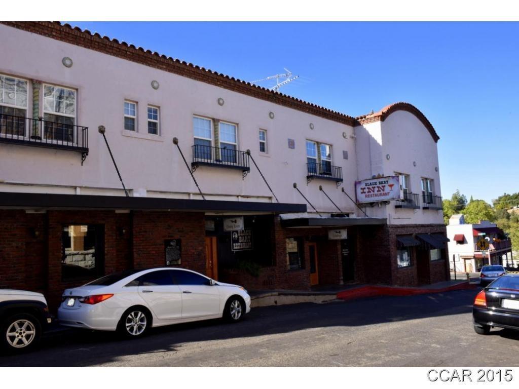 35-31 Main - Photo 1